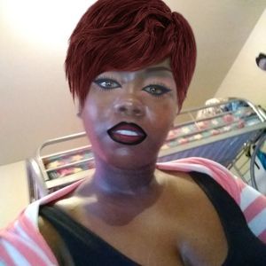 Meet your Posher, Allena